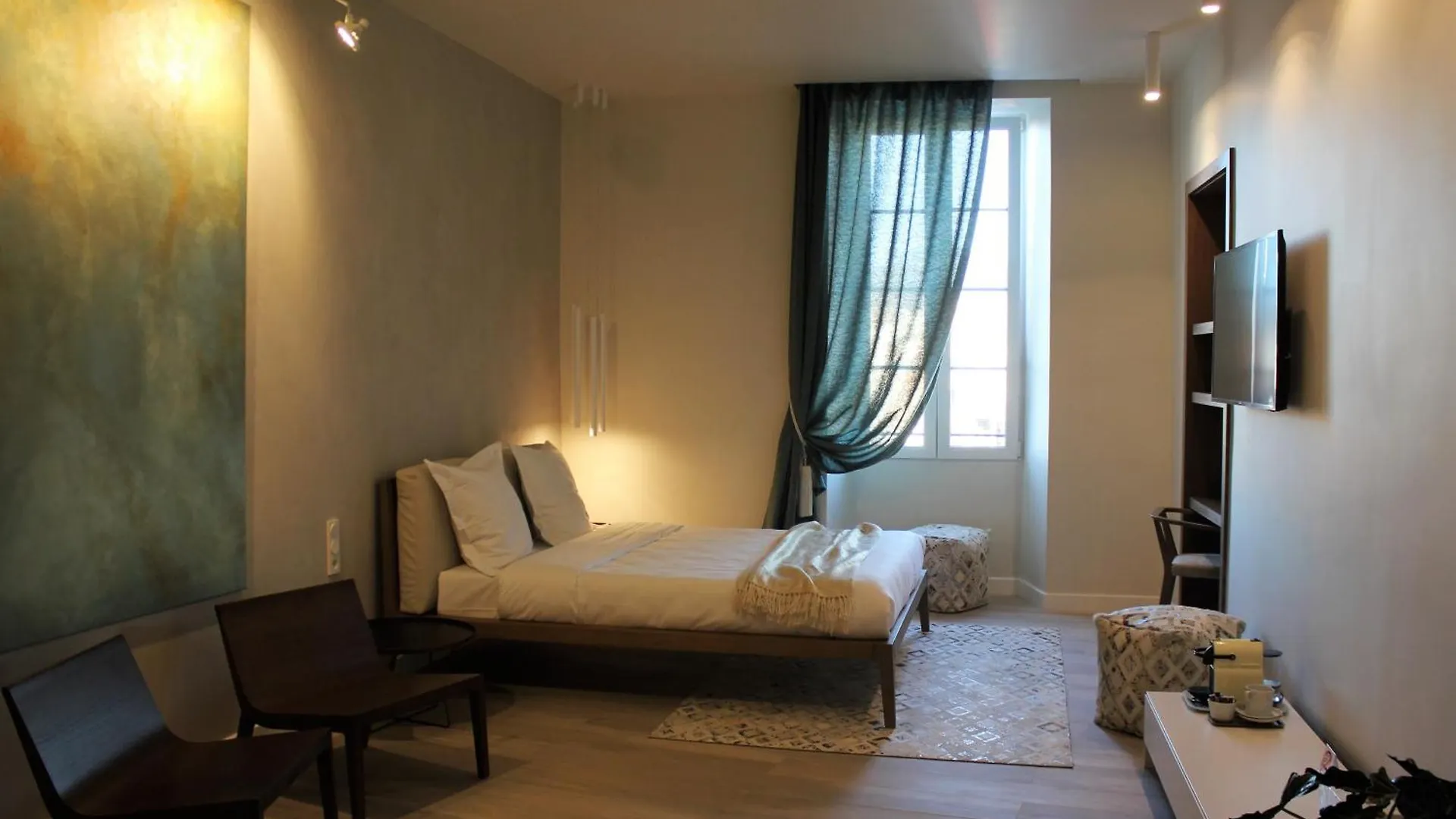 Hotel Les Suites Massena Nice