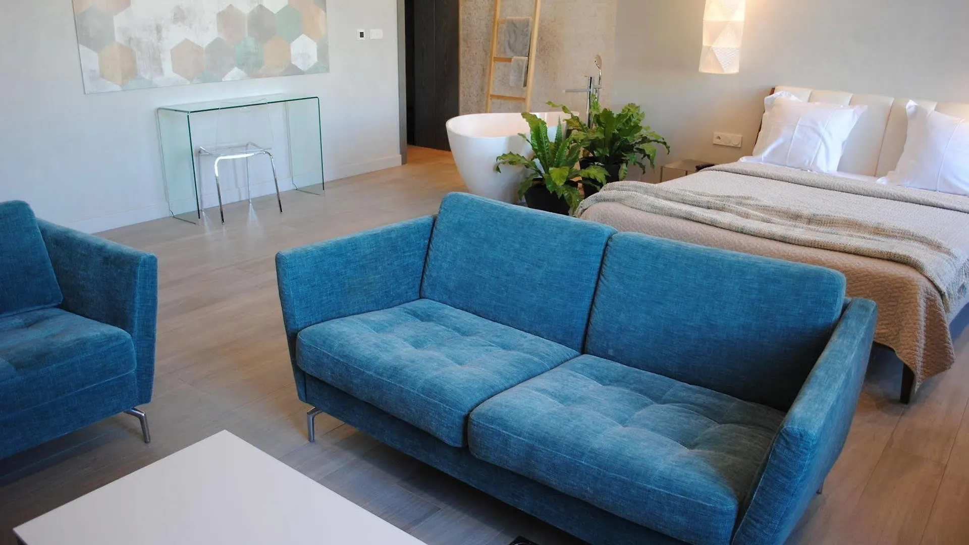 Les Suites Massena Nice