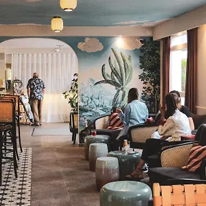 Hotel-restaurant Isidore Ouest Отель