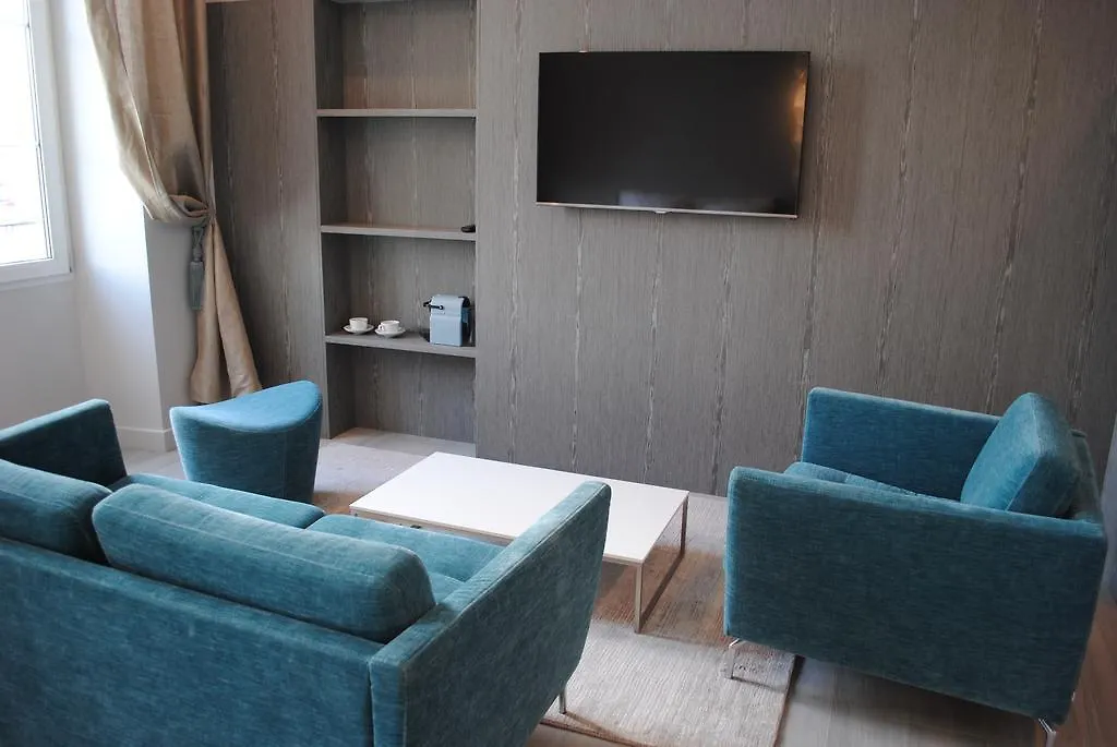 Les Suites Massena Nice Hotel
