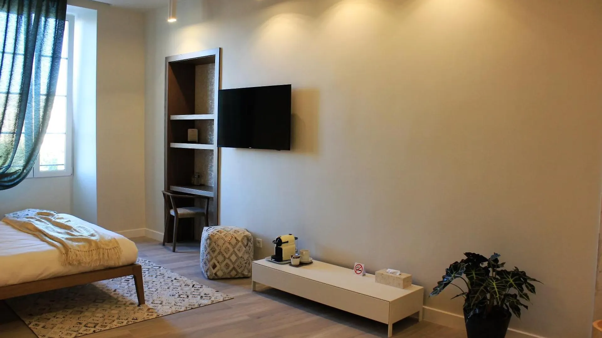 Hotel Les Suites Massena Nice