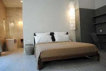 *** Hotell Les Suites Massena Nice Frankrike